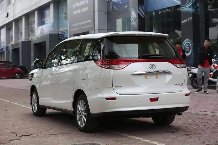 Toyota Previa: Tổng Quan Chi Tiết Về Mẫu Xe Gia Đình Đa Dụng