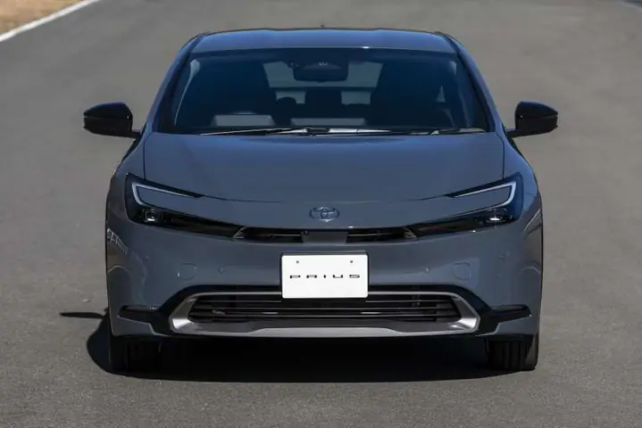 Toyota Prius Giá: Tổng Quan Giá Bán Và Các Yếu Tố Ảnh Hưởng Năm 2026