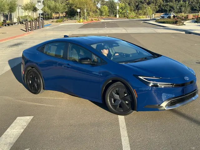 Toyota Prius Phev – Tổng Quan Chi Tiết Về Mẫu Xe Điện Lai Hiệu Suất Cao