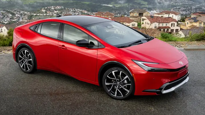 Toyota Prius Phev – Tổng Quan Chi Tiết Về Mẫu Xe Điện Lai Hiệu Suất Cao