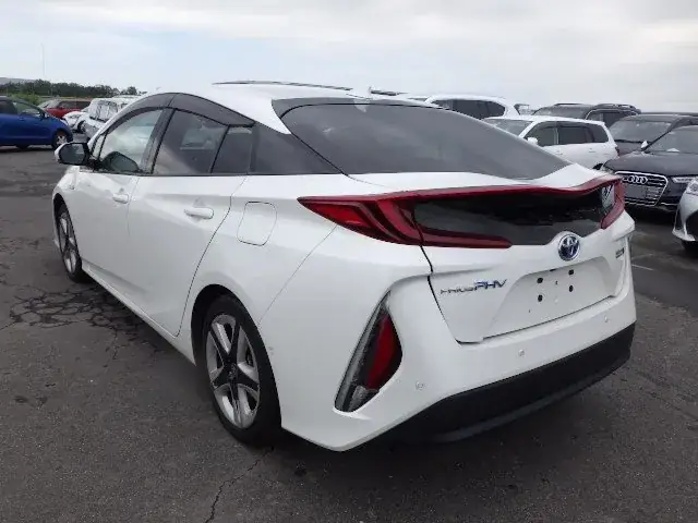 Toyota Prius Phv – Tổng Quan Chi Tiết Về Mẫu Xe Hybrid Plug‑in Của Toyota