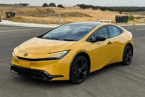 Toyota Prius Review – Đánh Giá Chi Tiết Xe Hybrid Phổ Biến