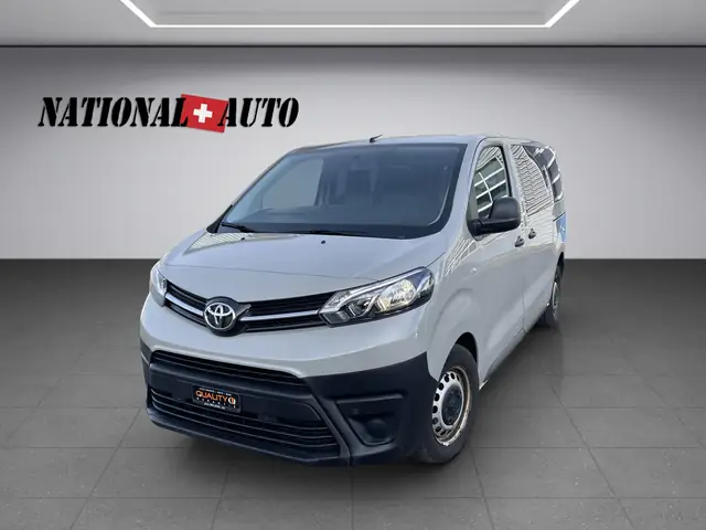 Toyota Proace 4x4 – Đánh Giá Toàn Diện Chiếc Xe Thương Nhẹ Đa Năng Với Hệ Thống Dẫn Động Bốn Bánh Toyota Proace 4x4 – Đánh Giá Toàn Diện Chiếc Xe Thương Nhẹ Đa Năng Với Hệ Thống Dẫn Động Bốn Bánh