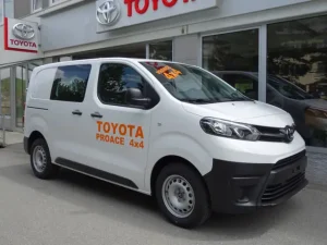 Toyota Proace 4x4 – Đánh Giá Toàn Diện Chiếc Xe Thương Nhẹ Đa Năng Với Hệ Thống Dẫn Động Bốn Bánh