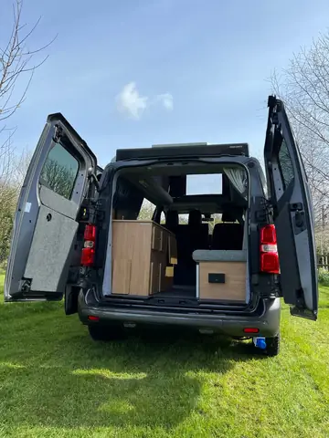 Toyota Proace Camper: Khám Phá Chiếc Xe Cắm Trại Đỉnh Cao Cho Những Cuộc Phiêu Lưu Không Giới Hạn Toyota Proace Camper: Khám Phá Chiếc Xe Cắm Trại Đỉnh Cao Cho Những Cuộc Phiêu Lưu Không Giới Hạn