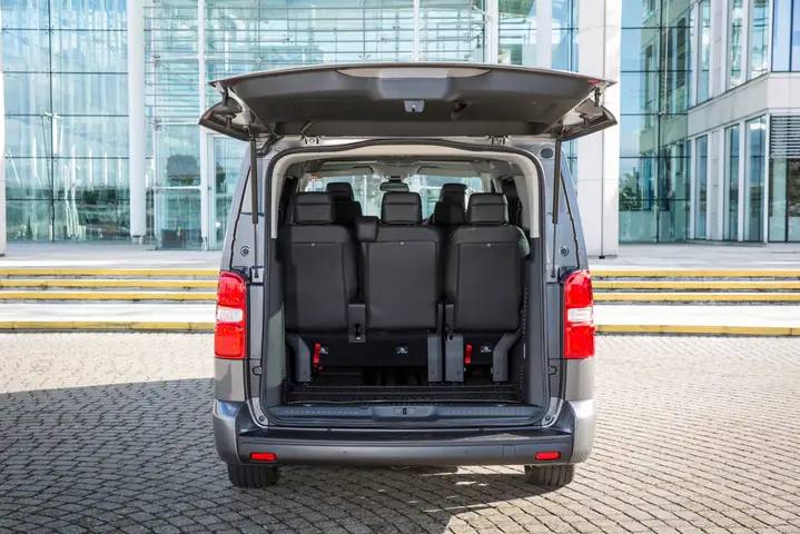 Toyota Proace Interior: Tổng Quan Và Các Tính Năng Nổi Bật Toyota Proace Interior: Tổng Quan Và Các Tính Năng Nổi Bật