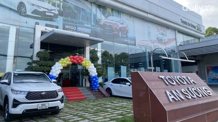 Toyota Quan 12: Tổng Quan, Lịch Sử Và Những Điểm Nổi Bật Của Mẫu Xe Toyota Quan 12: Tổng Quan, Lịch Sử Và Những Điểm Nổi Bật Của Mẫu Xe