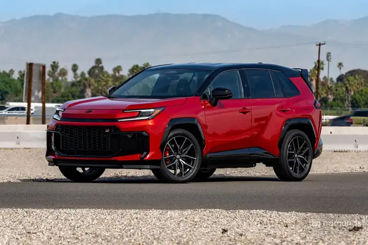 Toyota Rav – Tổng Quan Chi Tiết Và Những Điểm Cần Biết Cho Người Tiêu Dùng
