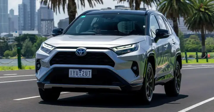 Toyota Rav – Tổng Quan Chi Tiết Và Những Điểm Cần Biết Cho Người Tiêu Dùng