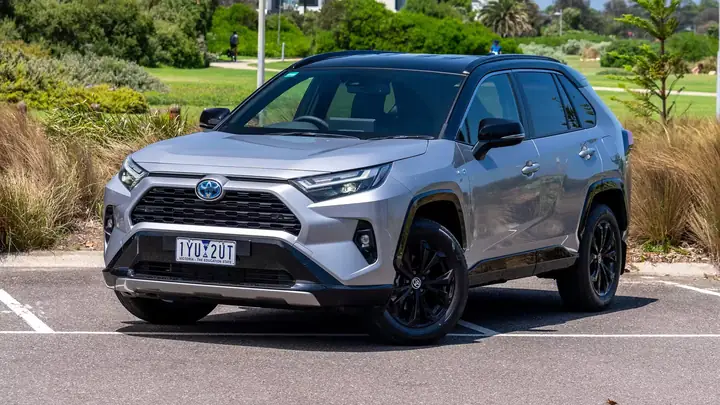 Toyota Rav4 Price 2026 – Giá Bán Lẻ, Ưu Đãi & Lựa Chọn Phù Hợp Toyota Rav4 Price 2026 – Giá Bán Lẻ, Ưu Đãi & Lựa Chọn Phù Hợp