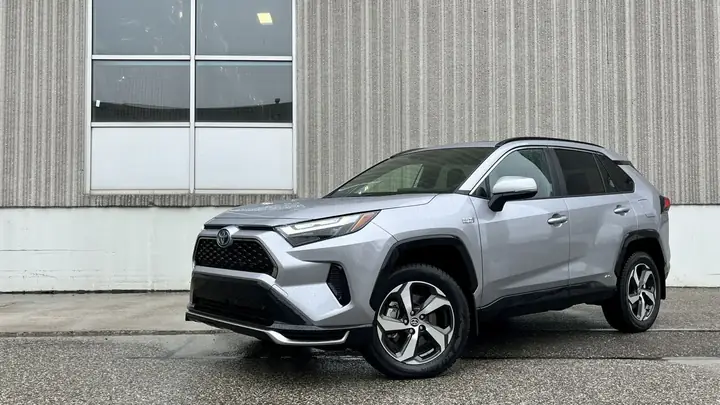 Toyota Rav4 Prime – Tổng Quan, Tính Năng Và Lý Do Nên Cân Nhắc Mua Toyota Rav4 Prime – Tổng Quan, Tính Năng Và Lý Do Nên Cân Nhắc Mua