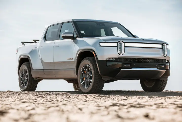 Toyota Rivian: So Sánh Chi Tiết Các Mẫu Xe Điện Của Hai Thương Hiệu Hàng Đầu