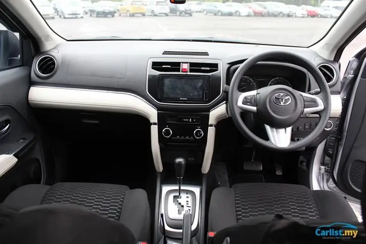 Đánh Giá Chi Tiết Toyota Rush 2026: 6 Điểm Mạnh Và 3 Điểm Cần Cải Thiện