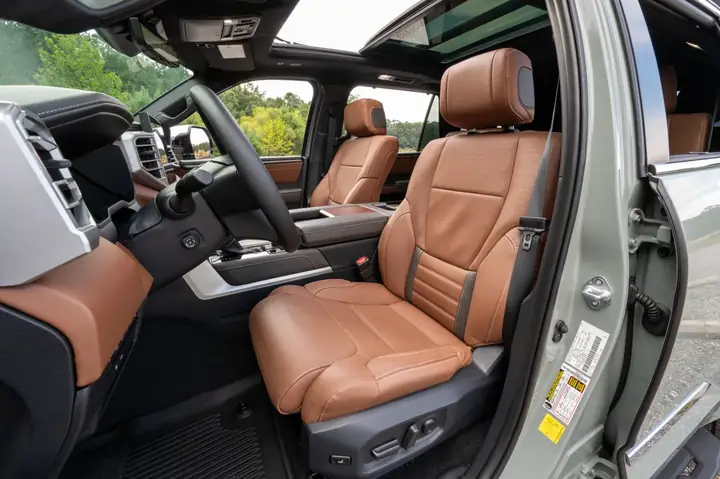 Toyota Sequoia Interior: Thiết Kế, Tiện Nghi Và Trải Nghiệm
