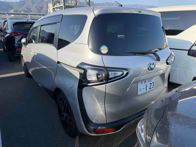 Toyota Sienta Hybrid: Tổng Quan Và Lợi Ích
