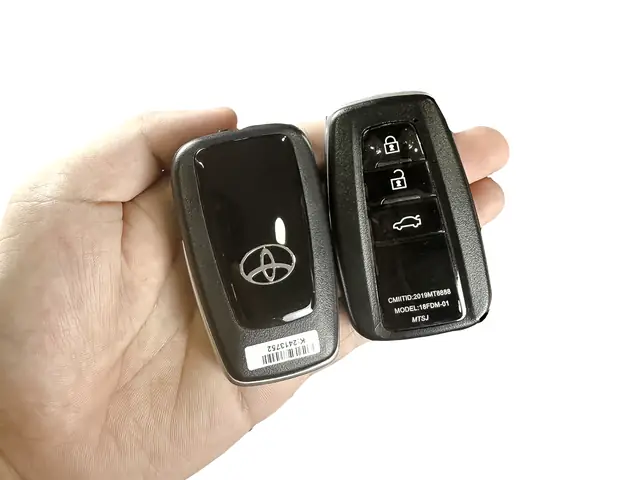Toyota Smart Key Là Gì? Hướng Dẫn Sử Dụng Và Lợi Ích Toyota Smart Key Là Gì? Hướng Dẫn Sử Dụng Và Lợi Ích