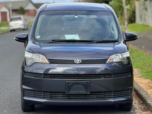 Toyota Spade – Tất Cả Những Gì Bạn Cần Biết Về Mẫu Xe Đa Dụng Của Toyota