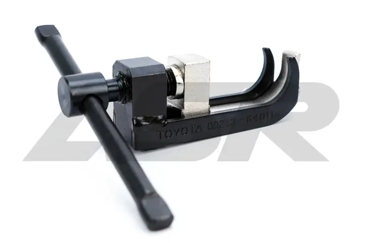 Toyota Sst Là Gì? Giải Đáp Toàn Diện Về Hệ Thống An Toàn Và Công Nghệ