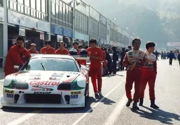 Toyota Supra Castrol: Hướng Dẫn Chọn Dầu Nhớt Phù Hợp