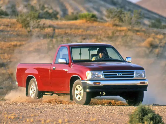 Toyota T100 Là Gì? Tổng Quan Chi Tiết Về Mẫu Xe Tải Nhẹ