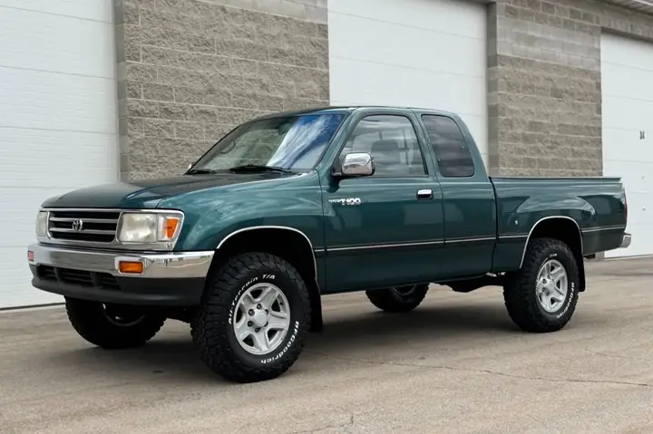 Toyota T100 Là Gì? Tổng Quan Chi Tiết Về Mẫu Xe Tải Nhẹ