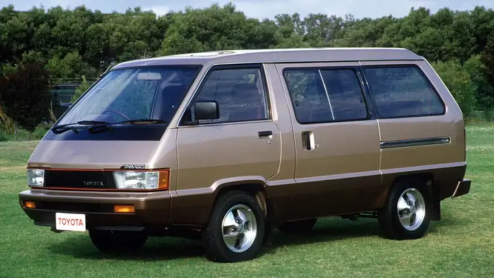 Toyota Tarago – Tổng Quan Chi Tiết Về Mẫu Xe Đa Dụng Của Toyota