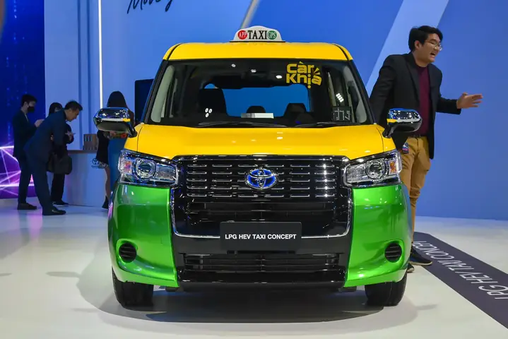 Toyota Taxi: Tổng Quan Về Mô Hình Xe Taxi Của Toyota Và Những Điểm Nổi Bật