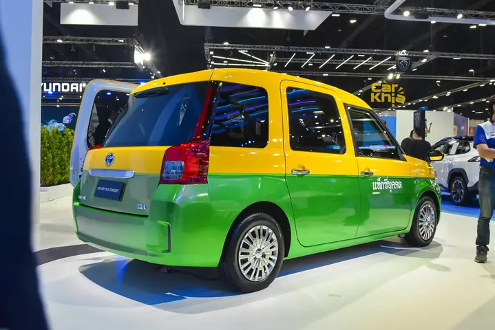 Toyota Taxi: Tổng Quan Về Mô Hình Xe Taxi Của Toyota Và Những Điểm Nổi Bật
