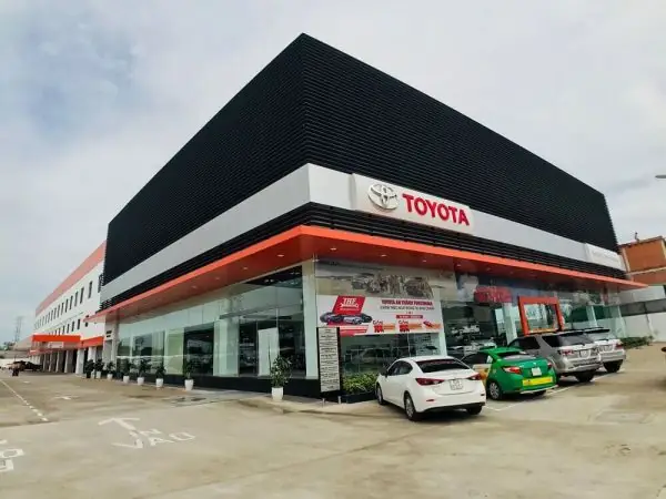 Toyota Tây Hồ: Cẩm Nang Toàn Diện Về Đại Lý, Dịch Vụ Và Trải Nghiệm Mua Xe