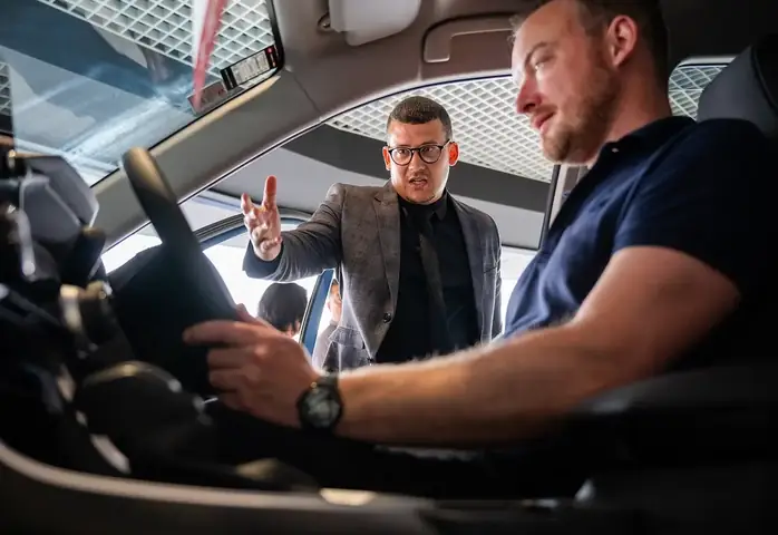 Toyota Test Drive: Hướng Dẫn Chi Tiết Đặt Lịch, Trải Nghiệm Và Lợi Ích Khi Thử Lái Xe Toyota
