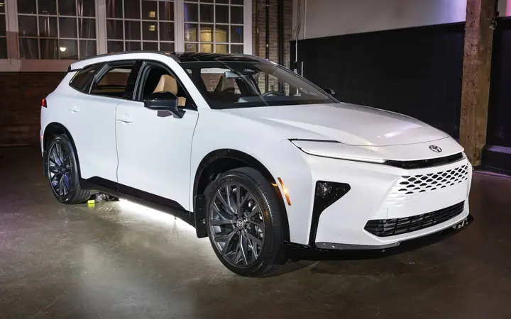 Toyota Toronto – Tổng Quan Về Mạng Lưới Đại Lý, Dịch Vụ Và Trải Nghiệm Mua Xe Tại Toronto