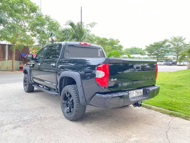 Toyota Tundra Cũ: Hướng Dẫn Toàn Diện Khi Mua Xe Đã Qua Sử Dụng