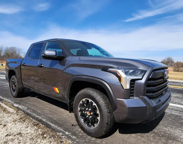 Toyota Tundra Sr5: Đánh Giá Chi Tiết Và Thông Số Kỹ Thuật Toyota Tundra Sr5: Đánh Giá Chi Tiết Và Thông Số Kỹ Thuật