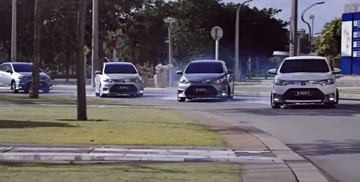 Toyota Tvc: Tổng Quan Về Các Quảng Cáo Truyền Hình Của Toyota Và Cách Chúng Ảnh Hưởng Đến Người Tiêu Dùng Toyota Tvc: Tổng Quan Về Các Quảng Cáo Truyền Hình Của Toyota Và Cách Chúng Ảnh Hưởng Đến Người Tiêu Dùng