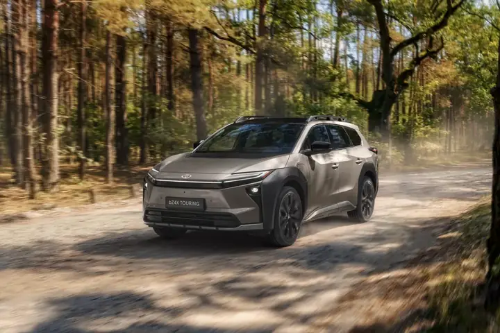 Toyota Uk – Hướng Dẫn Toàn Diện Về Thương Hiệu Ô Tô Nhật Bản Tại Vương Quốc Anh
