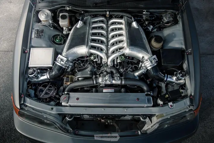 Toyota V12: Đánh Giá Chi Tiết Và Những Thông Tin Cần Biết