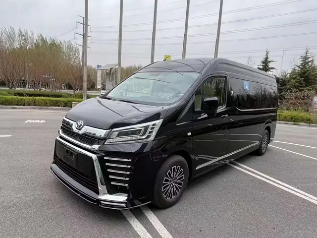 Toyota Van Car: Khám Phá Đầy Đủ Về Dòng Xe Van Đa Năng Của Toyota