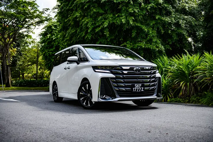 Toyota Vellfire: Tổng Quan Chi Tiết Về Mẫu Mpv Sang Trọng Và Tiện Nghi