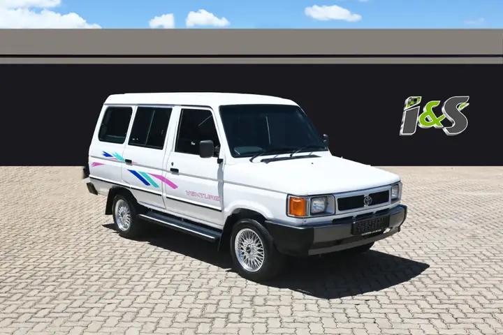 Toyota Venture Là Gì? Tìm Hiểu Chi Tiết Về Mẫu Xe Đa Dụng