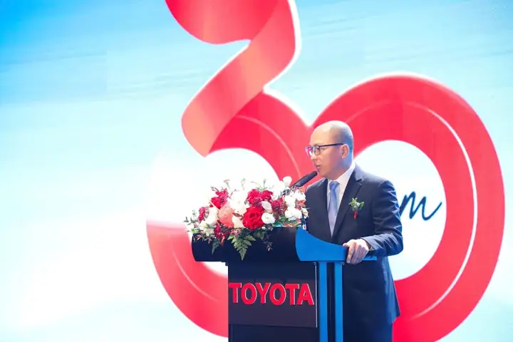 Toyota Vietnam English – Tổng Quan Ngôn Ngữ Và Dịch Vụ Hỗ Trợ Tiếng Anh Cho Khách Hàng