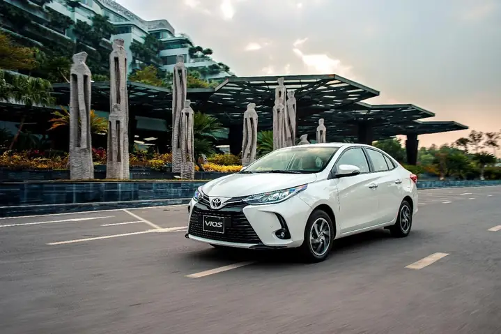 Toyota Vios Review: Đánh Giá Chi Tiết Mẫu Sedan Hạng B Toyota Vios Review: Đánh Giá Chi Tiết Mẫu Sedan Hạng B
