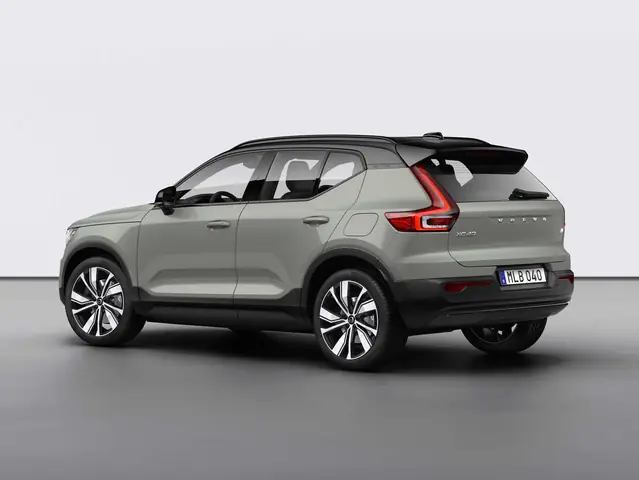 Toyota Volvo: So Sánh Chi Tiết Các Dòng Xe Và Công Nghệ An Toàn Toyota Volvo: So Sánh Chi Tiết Các Dòng Xe Và Công Nghệ An Toàn