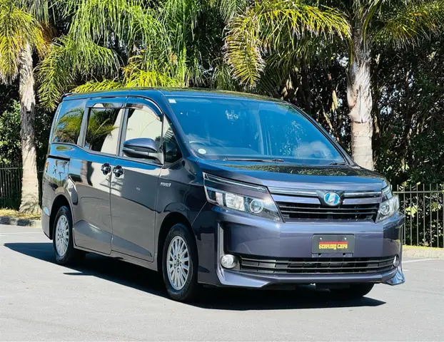 Toyota Voxy Hybrid – Sự Kết Hợp Hoàn Hảo Giữa Tiện Nghi, Độ An Toàn Và Công Nghệ Xanh Toyota Voxy Hybrid – Sự Kết Hợp Hoàn Hảo Giữa Tiện Nghi, Độ An Toàn Và Công Nghệ Xanh