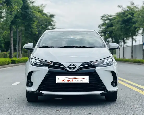 Toyota White Là Gì? Định Nghĩa, Lịch Sử Và Những Điểm Nổi Bật Của Màu Xe Trắng Toyota