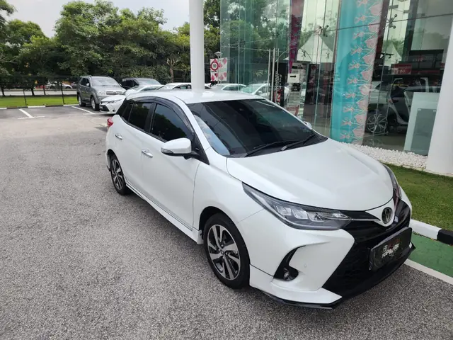 Toyota Yaris G: Đánh Giá Tổng Quan Và Những Điểm Cần Biết Toyota Yaris G: Đánh Giá Tổng Quan Và Những Điểm Cần Biết