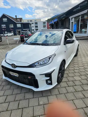 Toyota Yaris Leasing: Giải Pháp Tài Chính Thông Minh Cho Người Tiêu Dùng Hiện Đại Toyota Yaris Leasing: Giải Pháp Tài Chính Thông Minh Cho Người Tiêu Dùng Hiện Đại