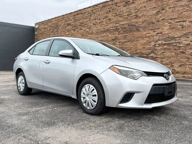 Đánh Giá Toàn Diện Về Xe Toyota Corolla Cũ: Lý Do Nên Mua Và Những Điều Cần Lưu Ý Khi Chọn Mua Đánh Giá Toàn Diện Về Xe Toyota Corolla Cũ: Lý Do Nên Mua Và Những Điều Cần Lưu Ý Khi Chọn Mua