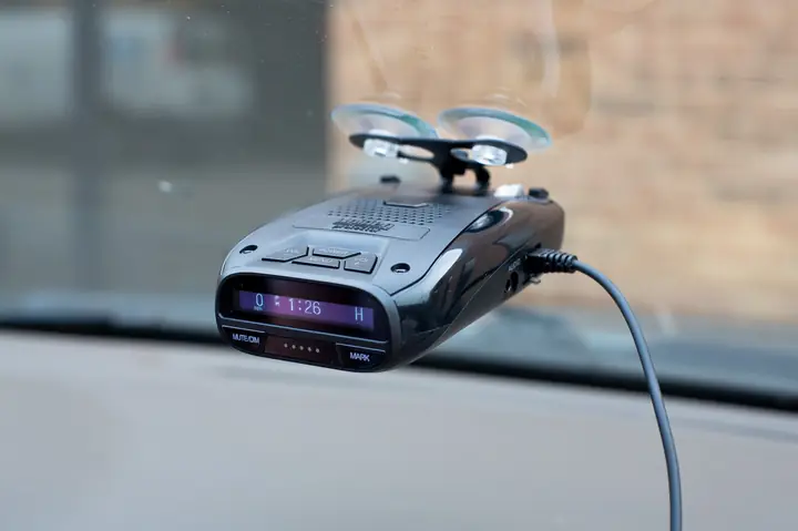 Radar Detector Tốt Nhất Cho Mazda 5: Hướng Dẫn Chi Tiết Cho Người Lái Xe
