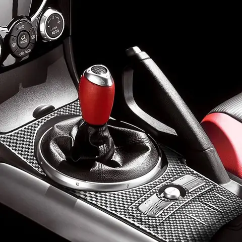 Lựa Chọn Bọc Da Bảng Điều Khiển Mazda Rx8 Với Chỉ Khâu Trắng: Tăng Cường Nội Thất Xe