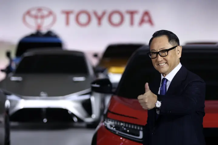 Who Owns Toyota? – Cấu Trúc Sở Hữu, Lịch Sử Và Tầm Ảnh Hưởng Toàn Cầu Who Owns Toyota? – Cấu Trúc Sở Hữu, Lịch Sử Và Tầm Ảnh Hưởng Toàn Cầu